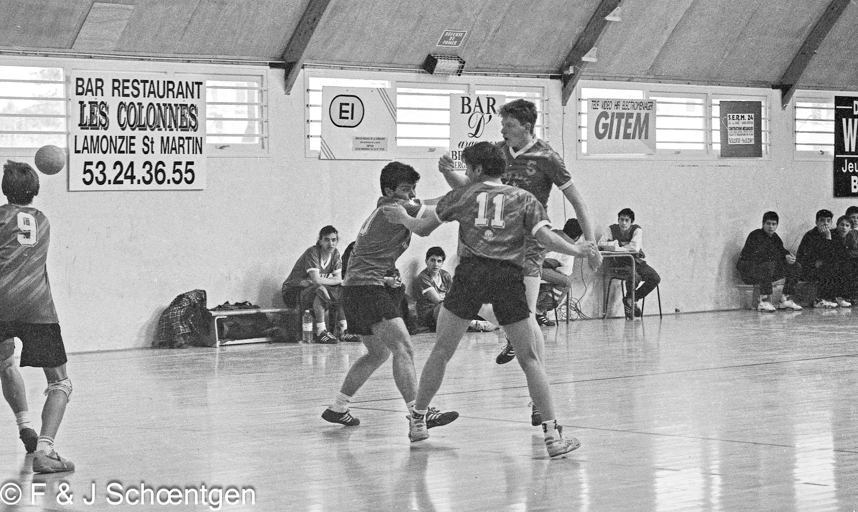 93_JRD128-3.jpg
