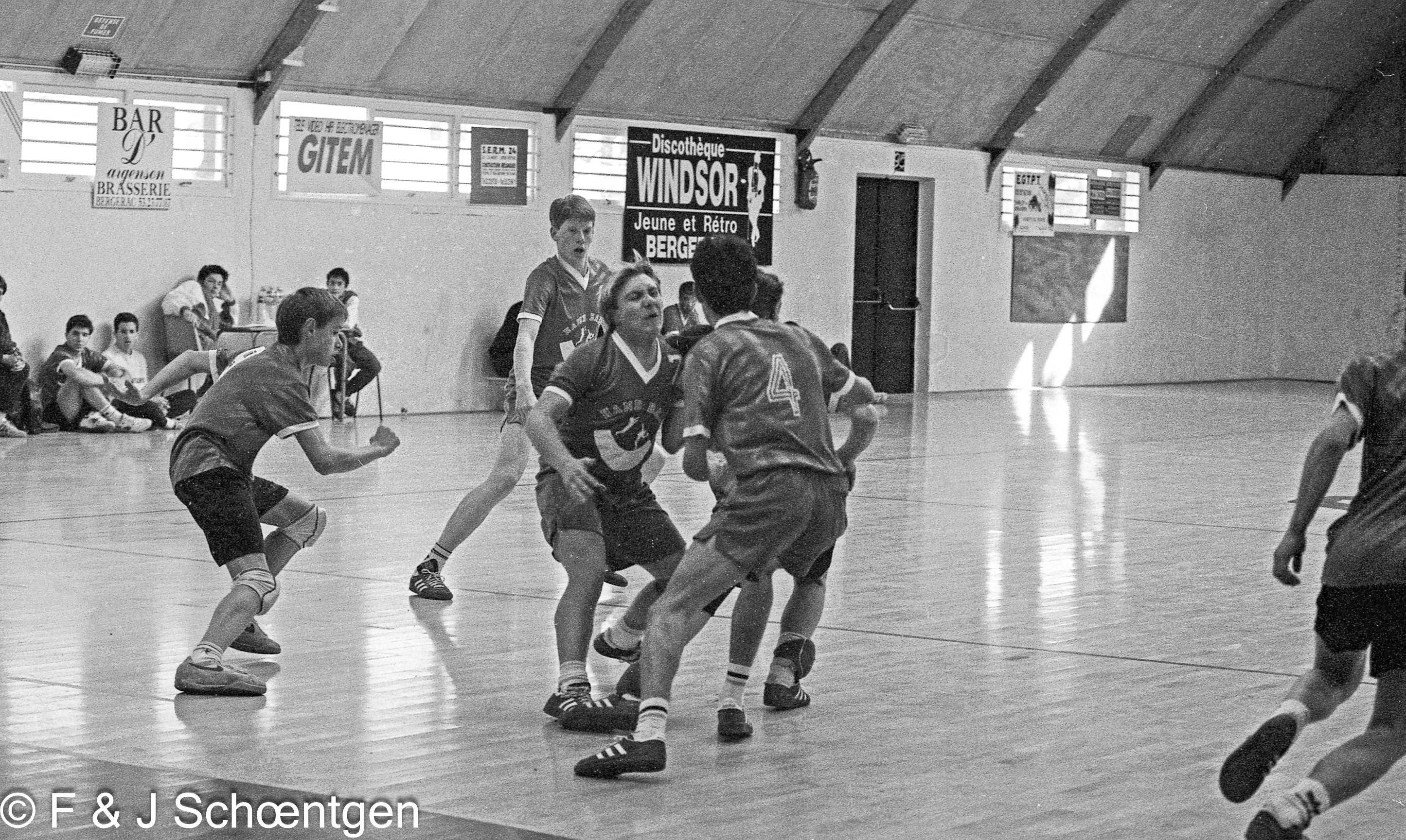 93_JRD128-4.jpg