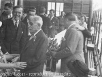 1949_b818.jpg