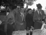1956_b878_e00402009.jpg