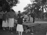 1956_b879_e00403010.jpg